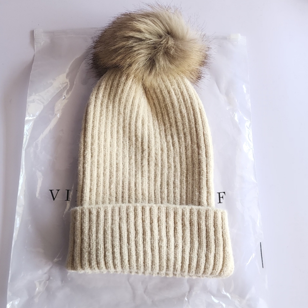 Virginia Wolf faux fur beanie
